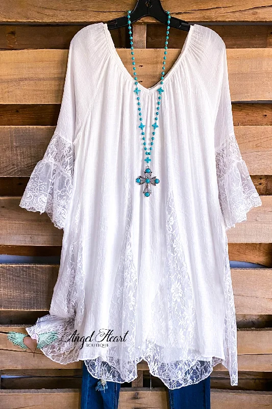 AHB EXCLUSIVE: Spring Sighting Tunic/Dress- White